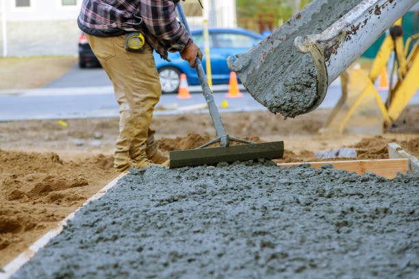 Best Concrete Slab Construction in Brownlee Park, MI